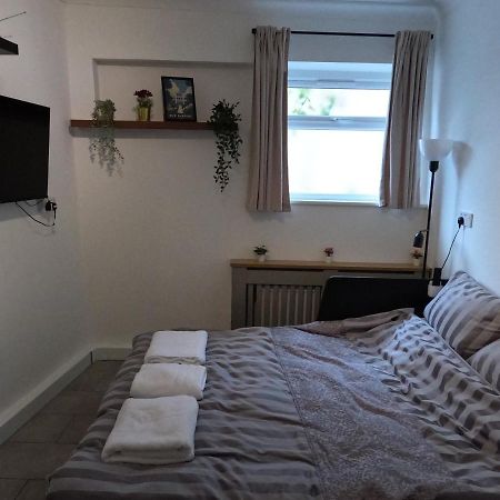 Studio Apartment In Quận Kew Ngoại thất bức ảnh